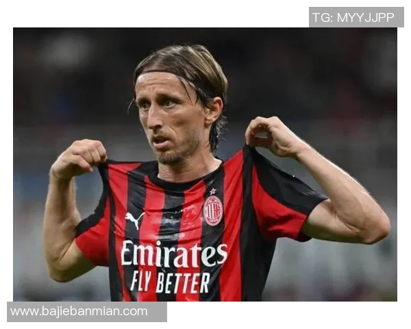 足球球星的温暖之心谁最闪耀球场外的真情展现